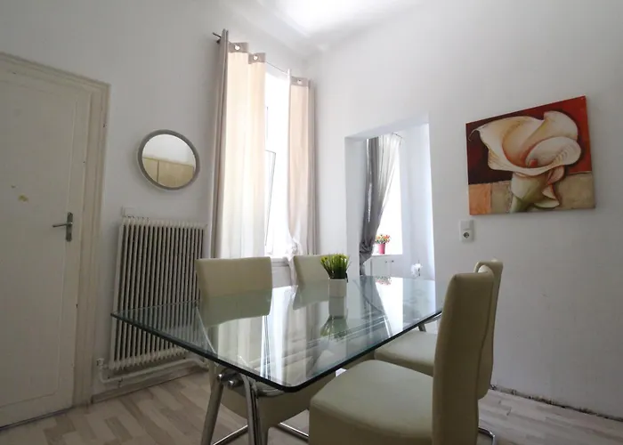 Cozy In Floridsdorf Area Pr4 וינה